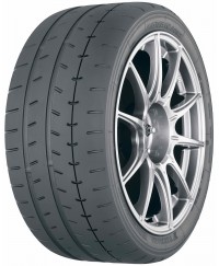 Yokohama Advan A052 235/45 R17 97W
